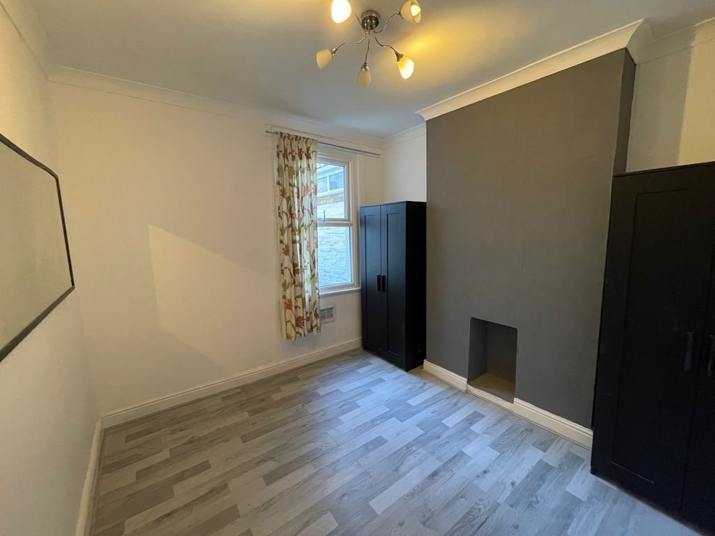 Property photo 3 of 5 2