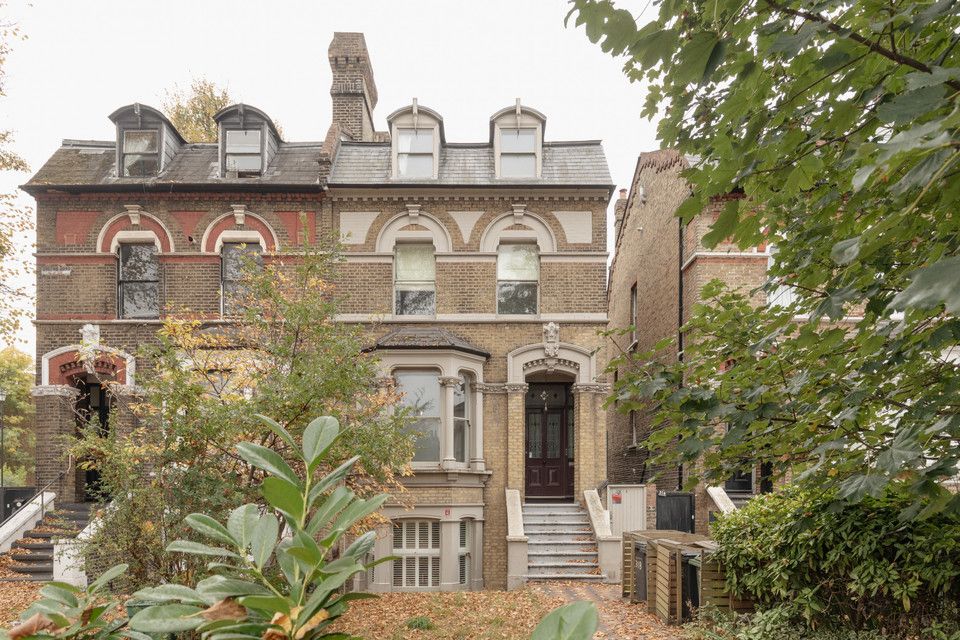 Property photo 2 of 20