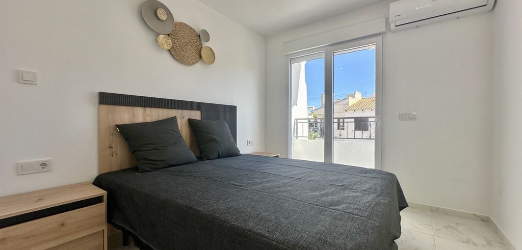 Property photo 3 of 33