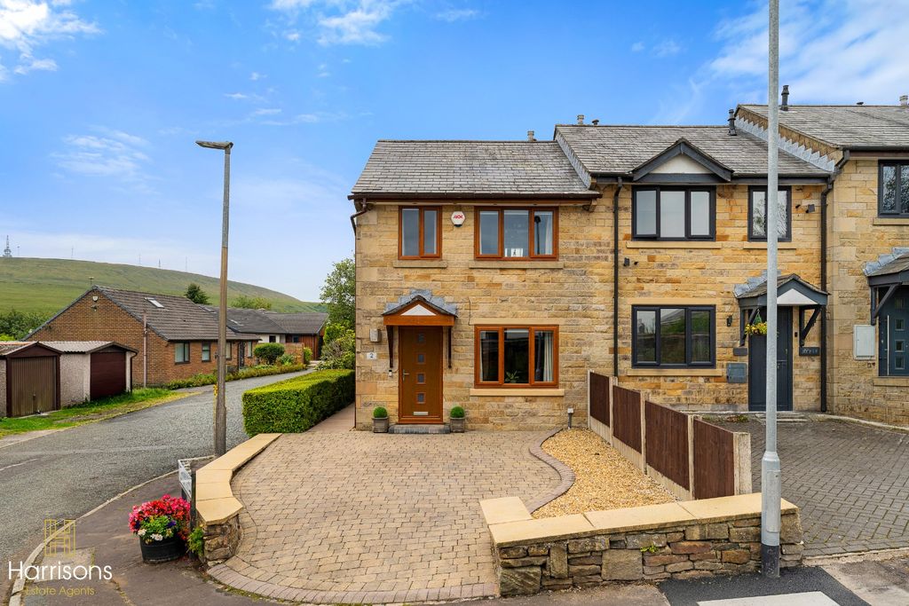 Property photo 1 of 32 5342820