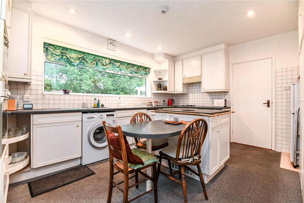 Property photo 2 of 18 Picture No. 02