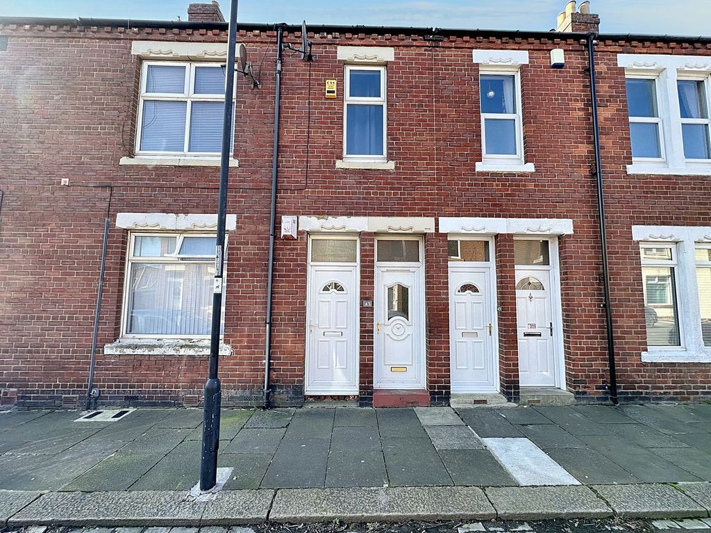 Property photo 1 of 8