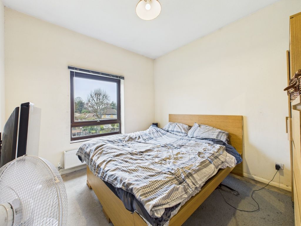 Property photo 2 of 7 5195511