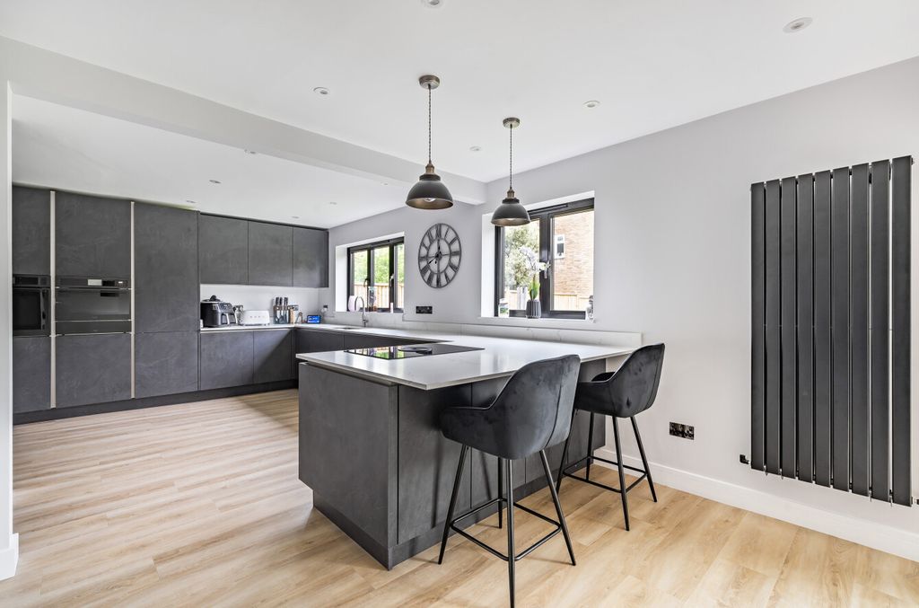 Property photo 3 of 14 1121057 (4).Jpg