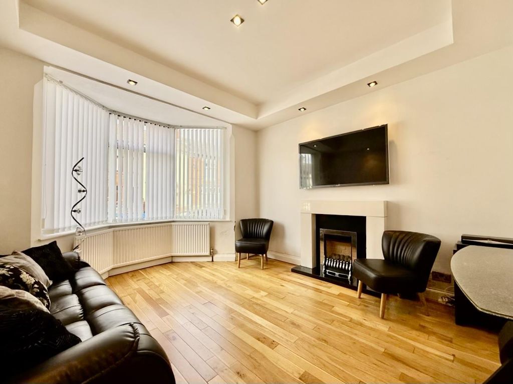 Property photo 2 of 17 2