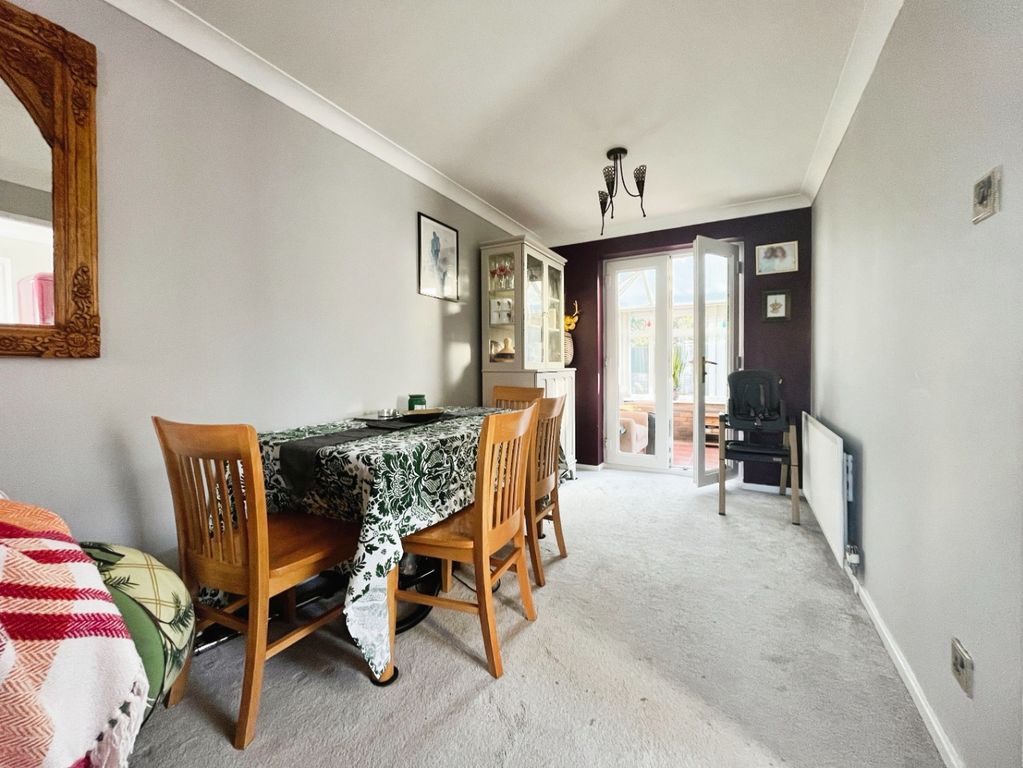 Property photo 3 of 16 3717937