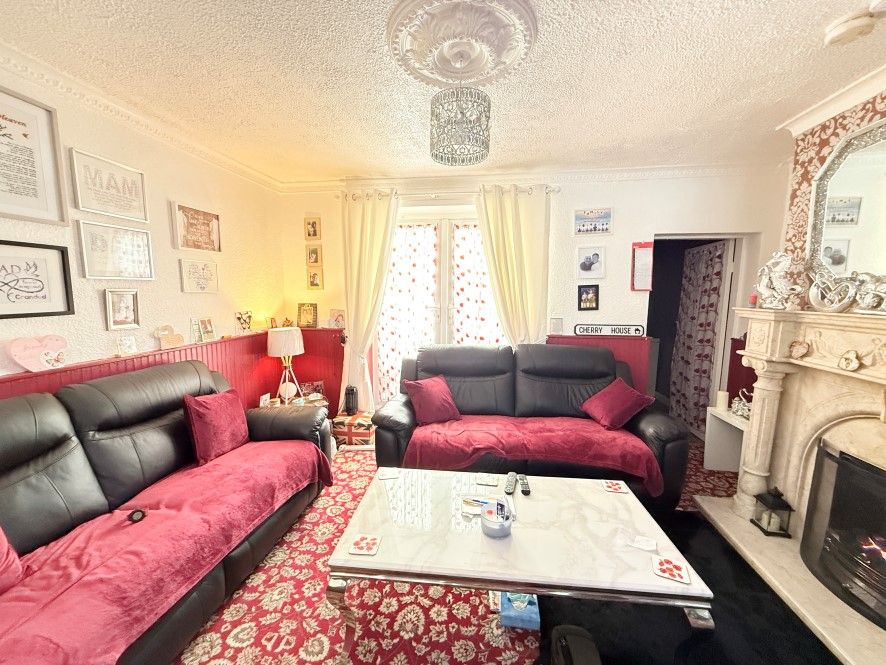Property photo 3 of 12