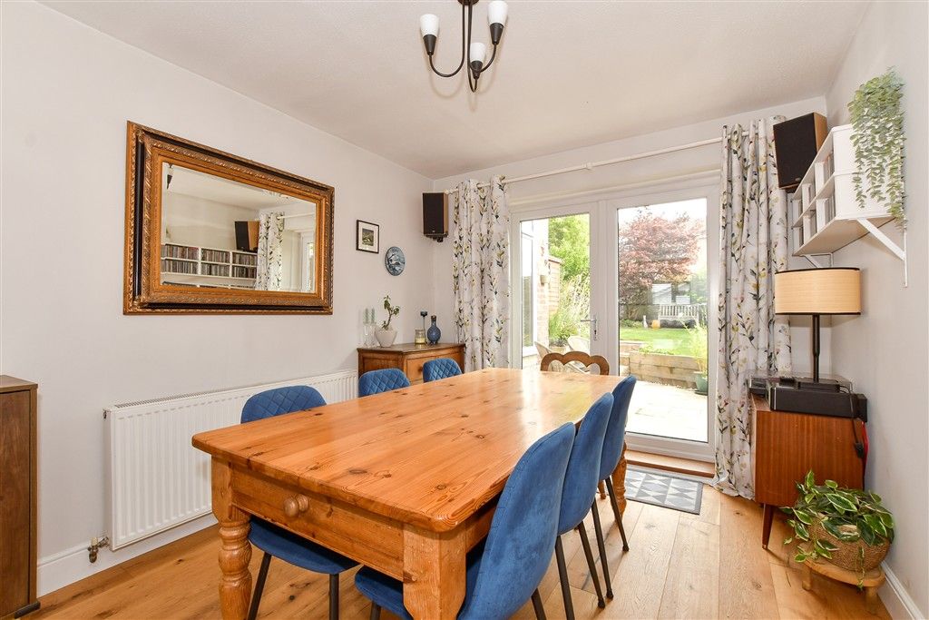 Property photo 2 of 16 Dining Area