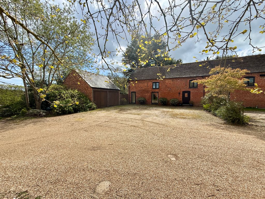 Property photo 1 of 30