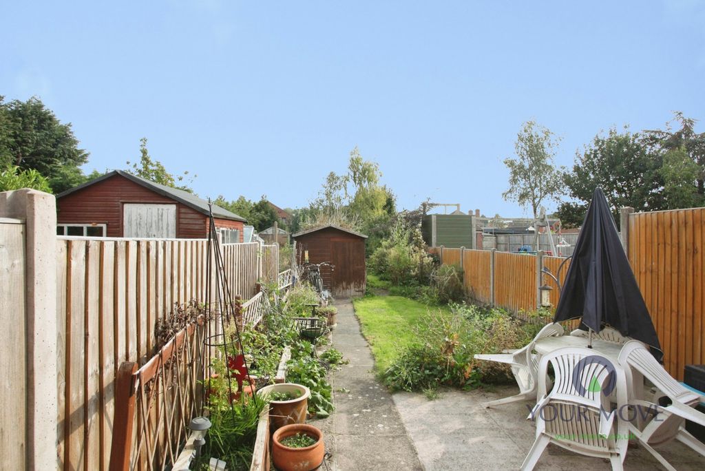 Property photo 3 of 12 Back Garden