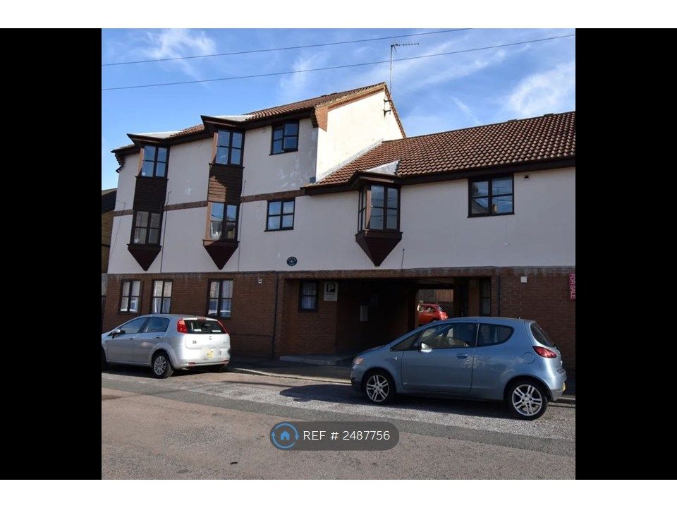 Property photo 1 of 8