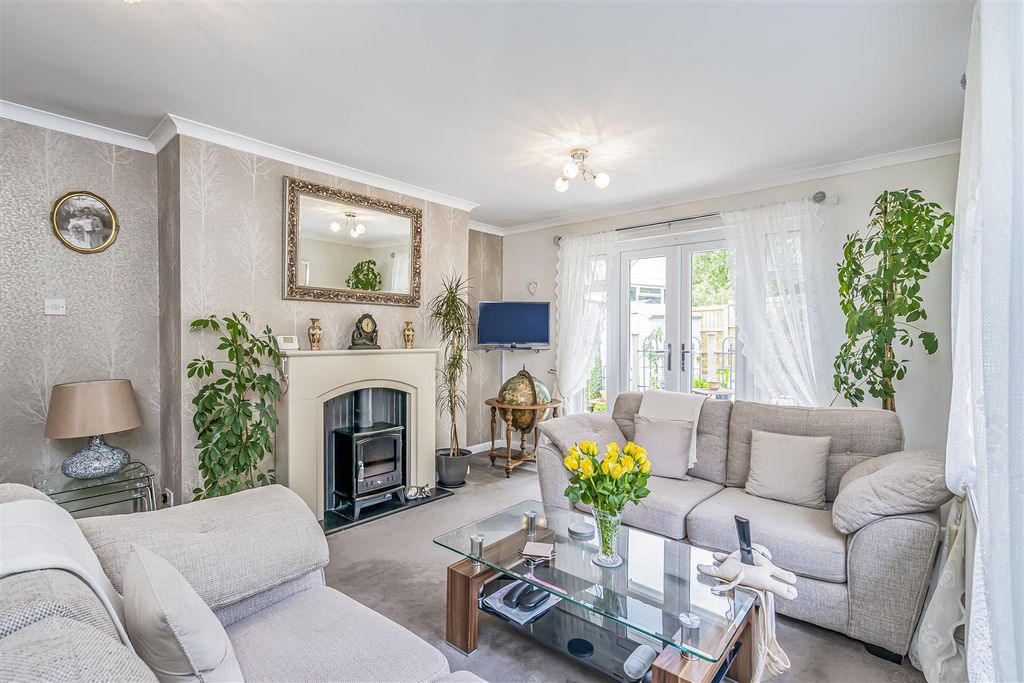 Property photo 2 of 15 Redlands Lane, Emsworth-Porticomarksteting-Nexa-12
