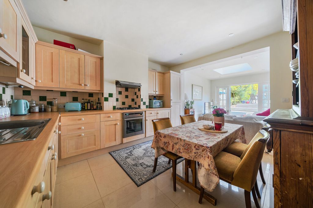 Property photo 2 of 13 1466934-5-6A1713F...