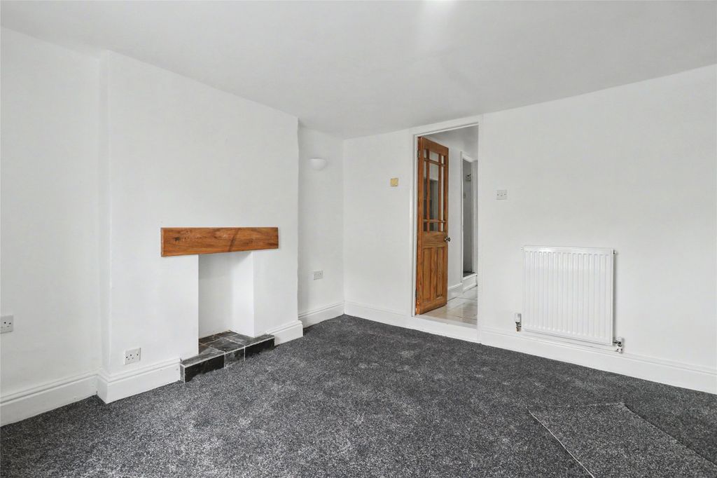 Property photo 2 of 12 2 - Picture No. 12