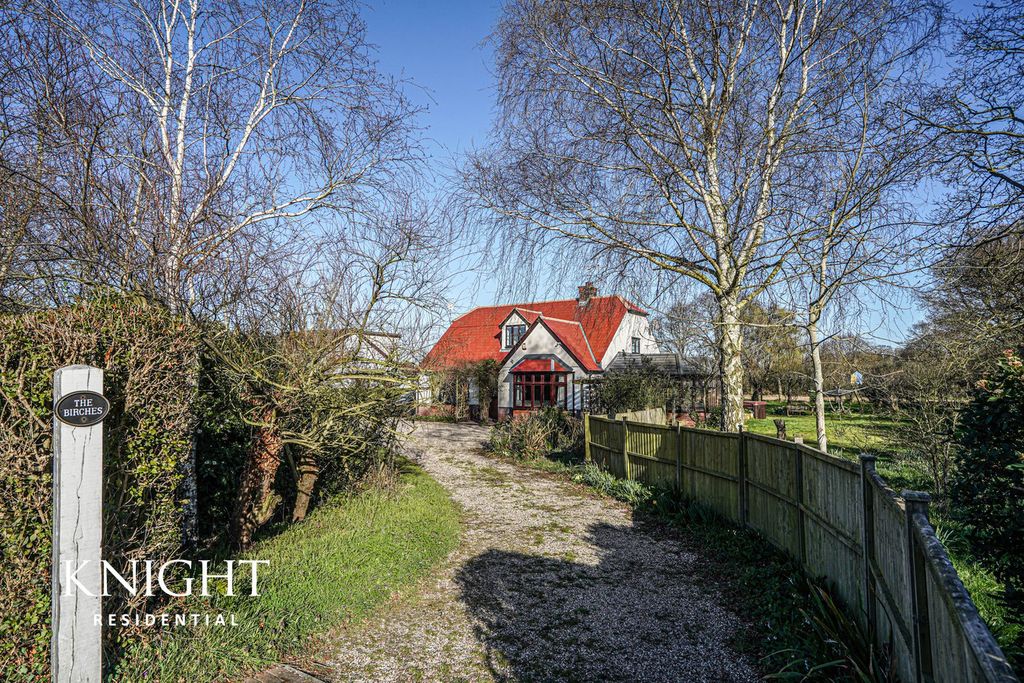 Property photo 1 of 42