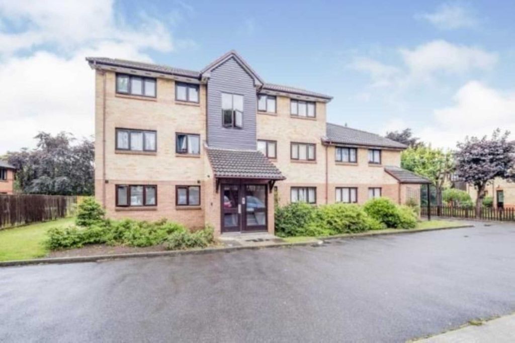 Property photo 1 of 10