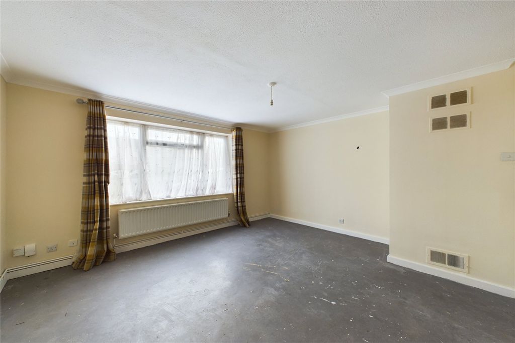 Property photo 3 of 7 Picture No. 02