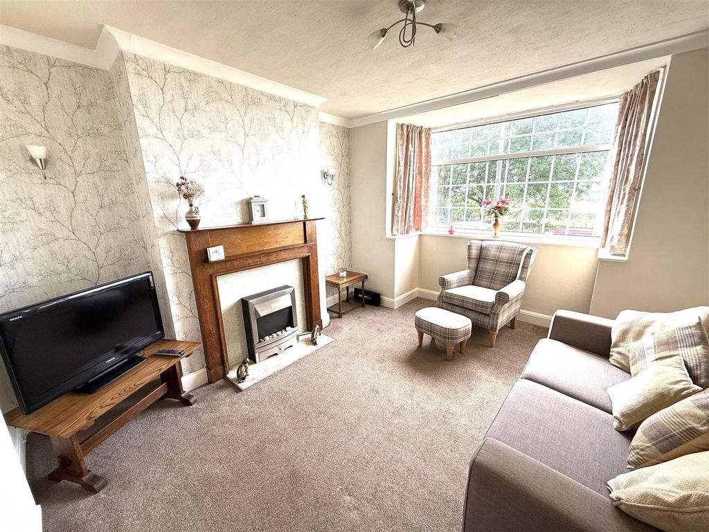 Property photo 3 of 23 Bargate 11.Jpg