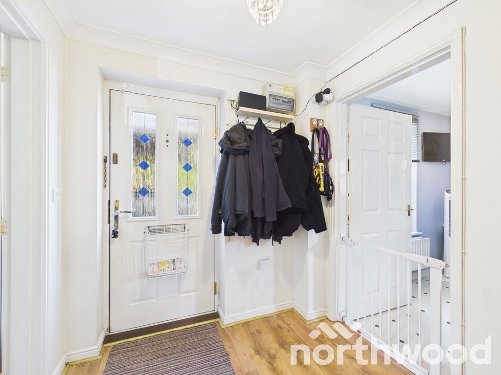 Property photo 2 of 22