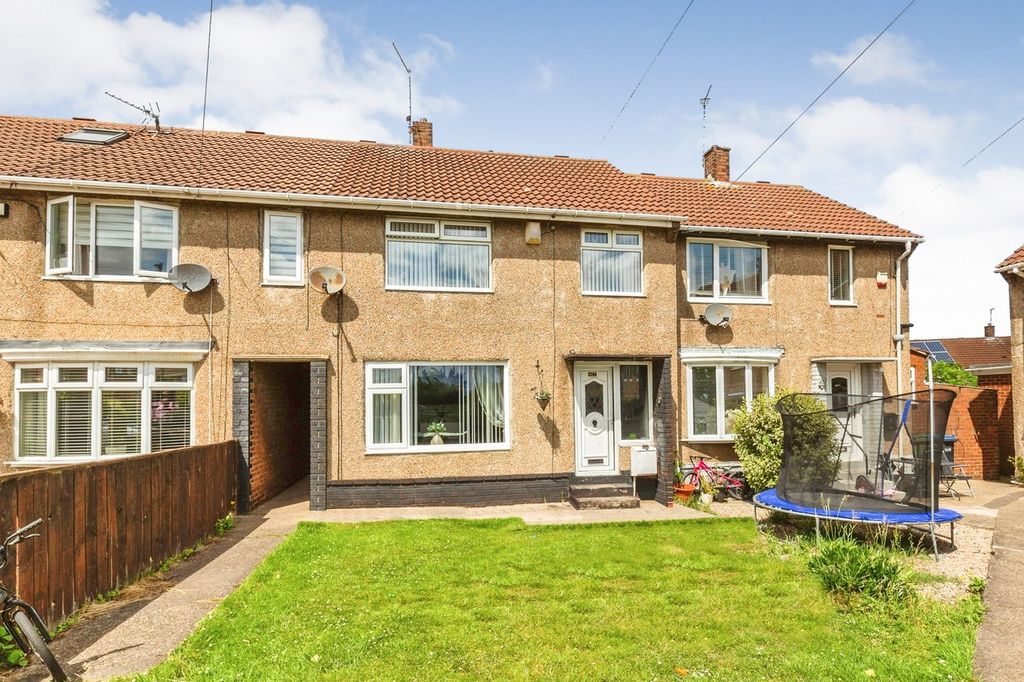 Property photo 1 of 17
