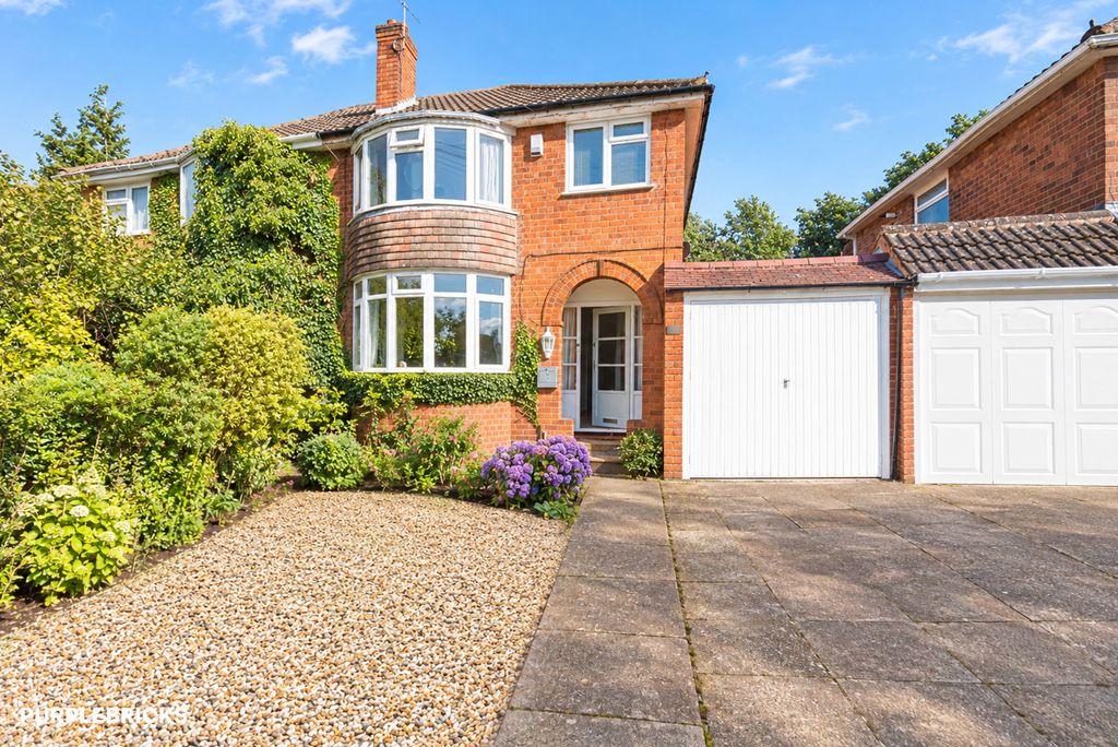 Property photo 1 of 32