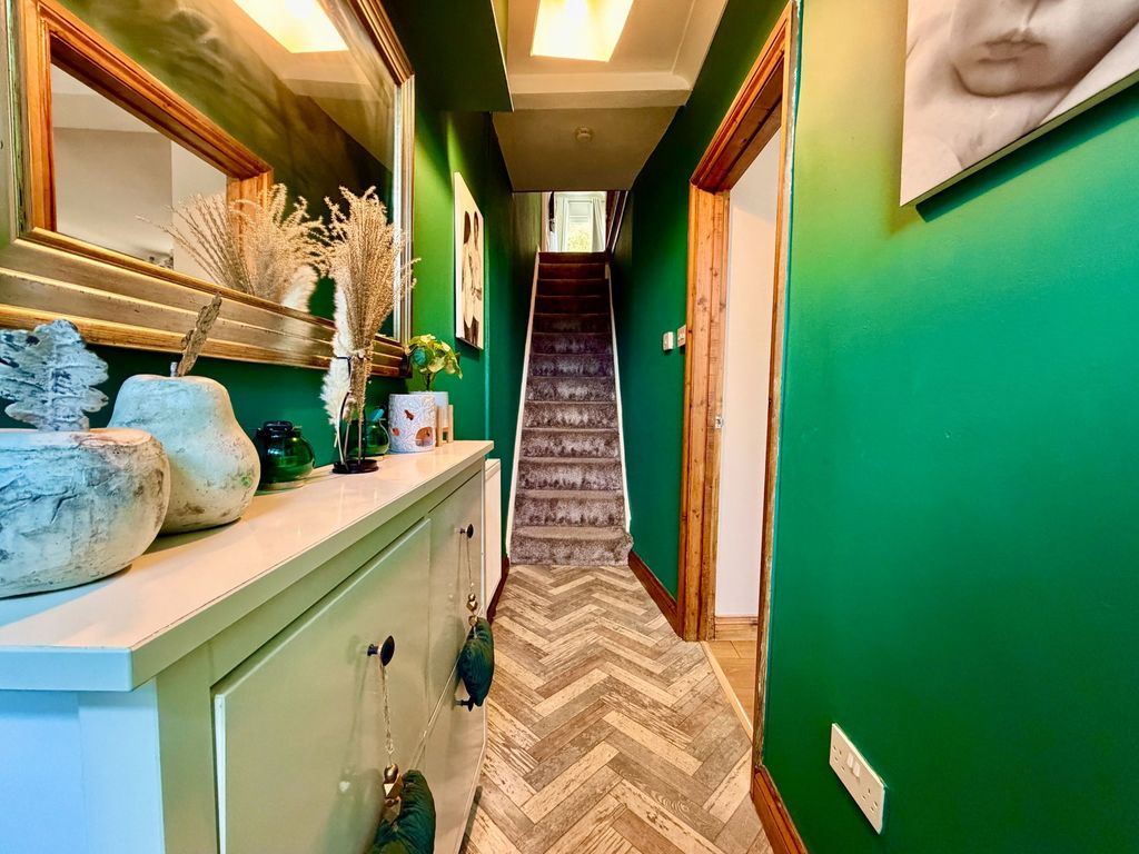 Property photo 3 of 56