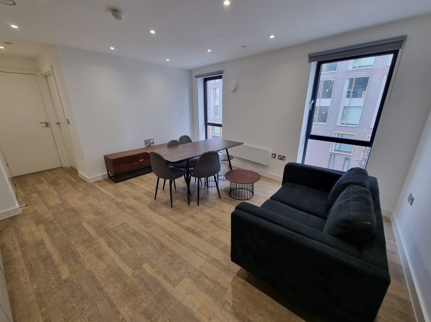 Property photo 2 of 6