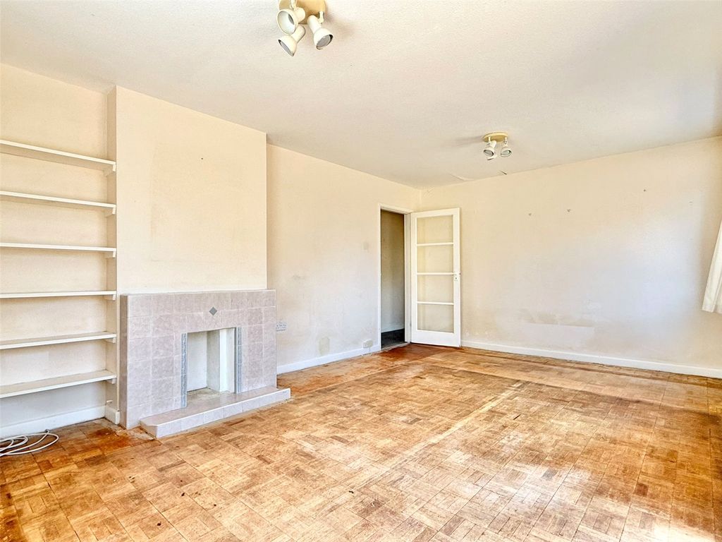 Property photo 3 of 12 Picture No. 13