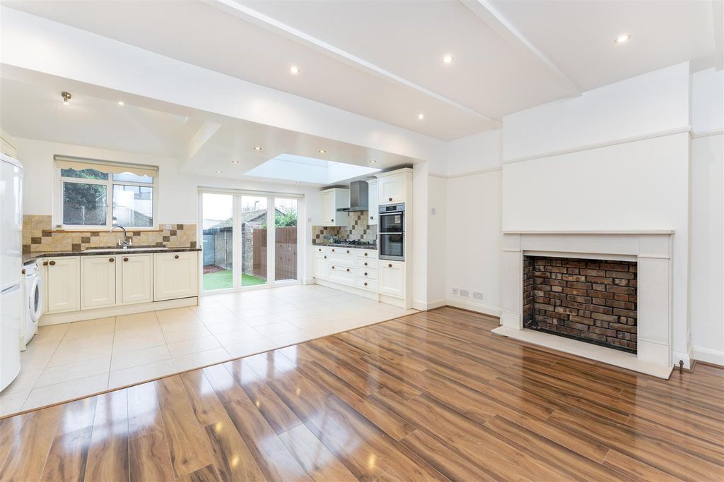 Property photo 1 of 14 Helliwell & Co.
