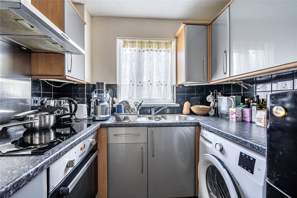 Property photo 3 of 14 Picture No. 14