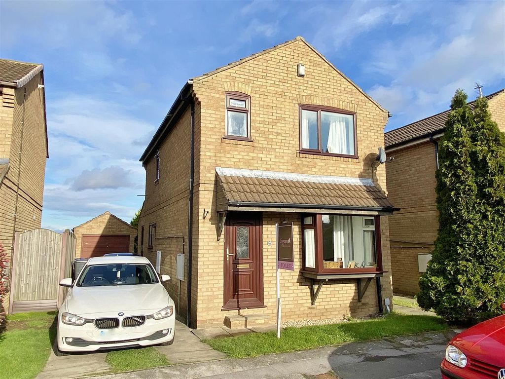 Property photo 1 of 11 Front External