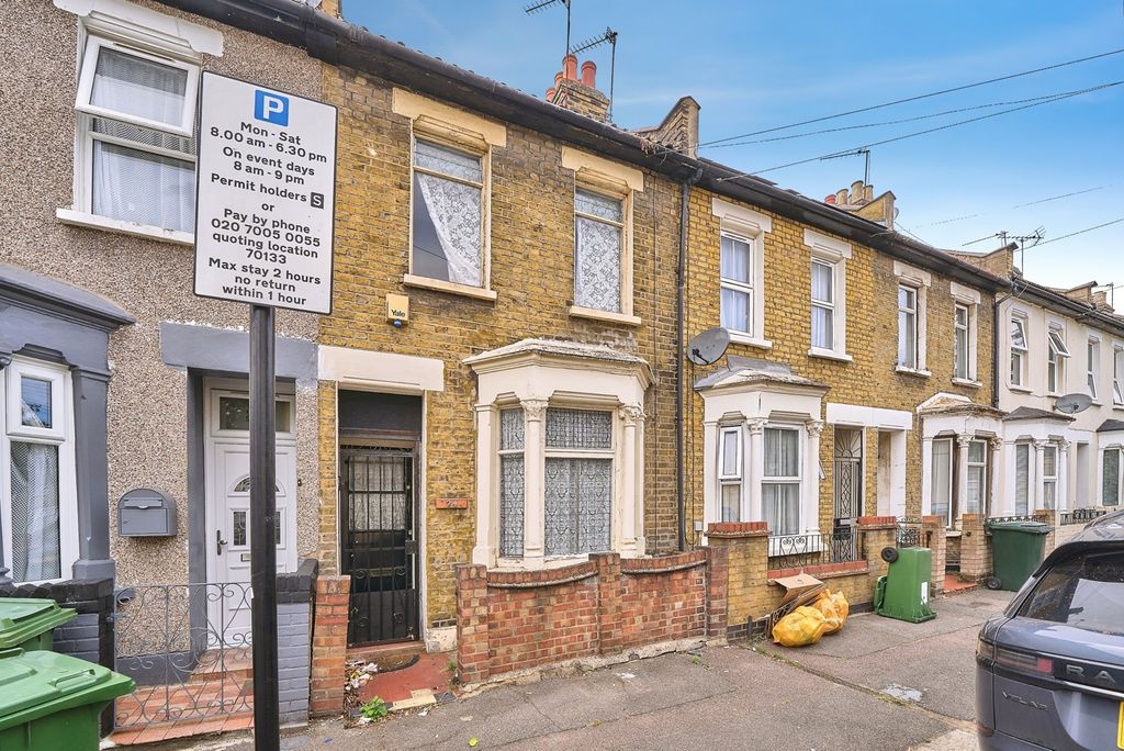 Property photo 3 of 11 Pbox-Img.Jpg
