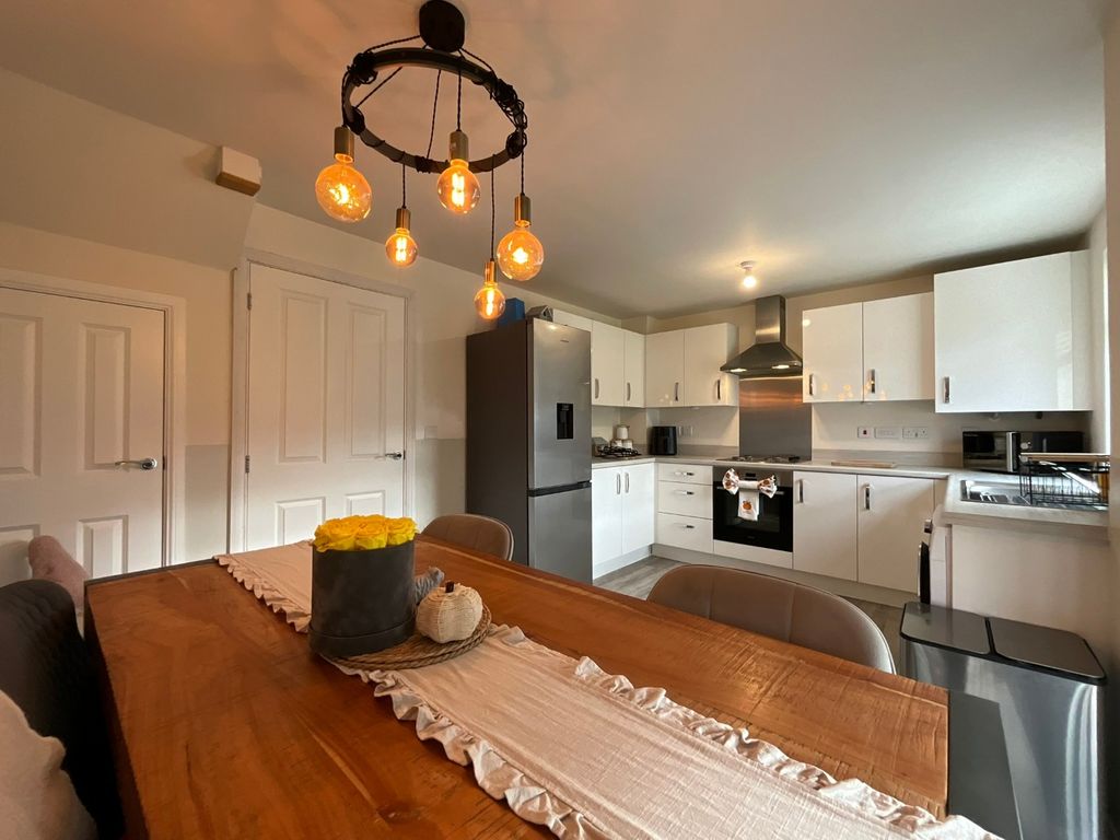 Property photo 1 of 20 3734210