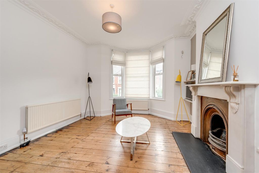 Property photo 3 of 13 54984-Hi-Res (9).Jpg
