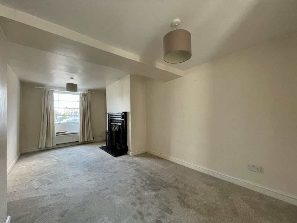 Property photo 3 of 15 Sitting Room 2