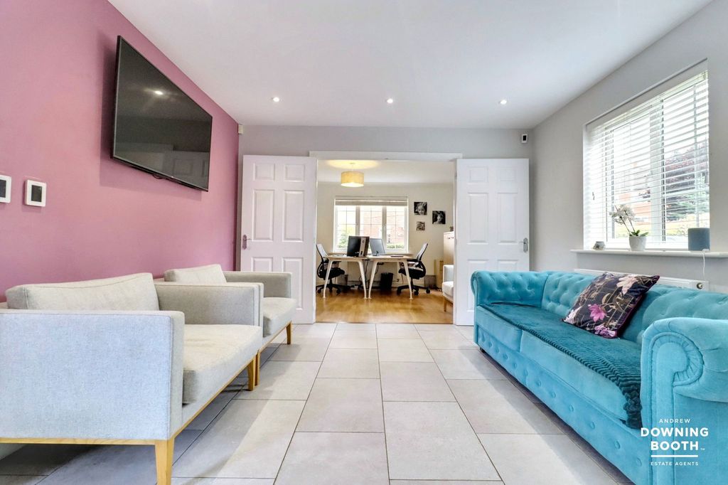 Additional image 11 of 4 bed detached house for saleNewbold Close, Lichfield WS13