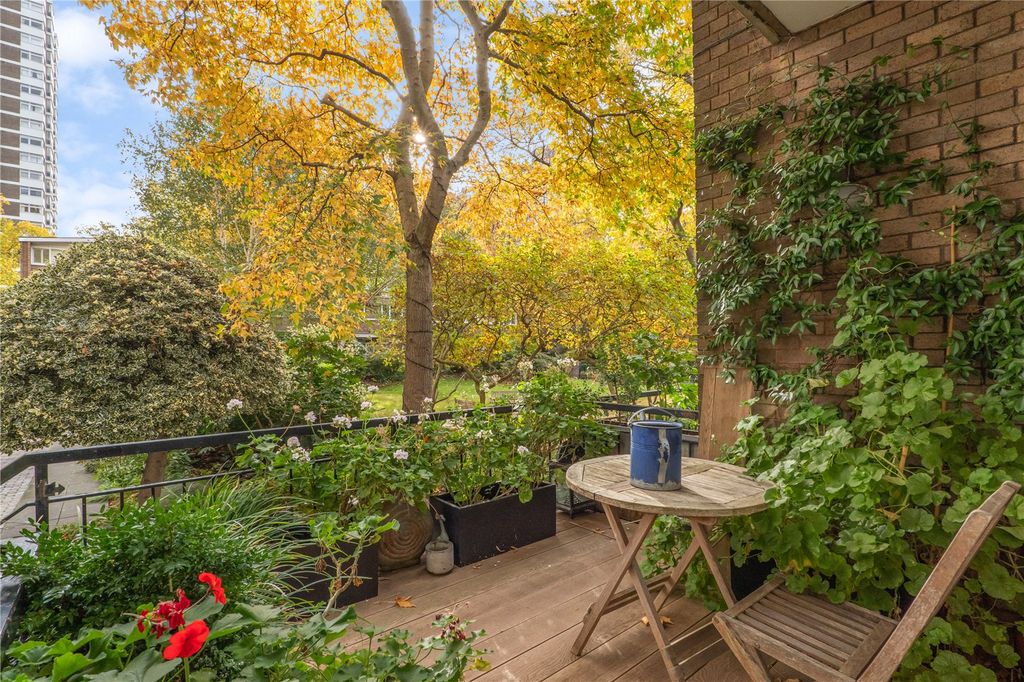 Property photo 3 of 19 Picture No. 06