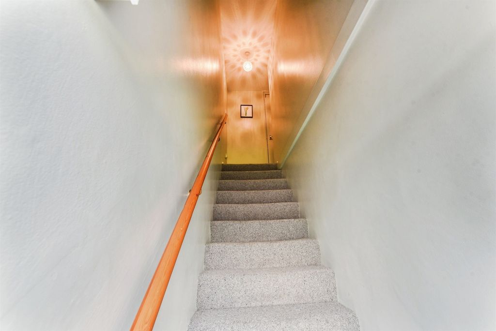 Additional image 16 of 2 bed flat for saleMill Close, Frome BA11
