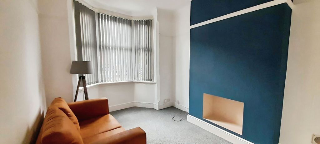 Property photo 3 of 14 29F12Cb6-Whatsapp 20Image 202026-01-28 20At 2013.2