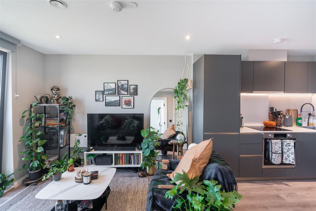 Property photo 3 of 15 _A7R8813-Hdr.Jpg