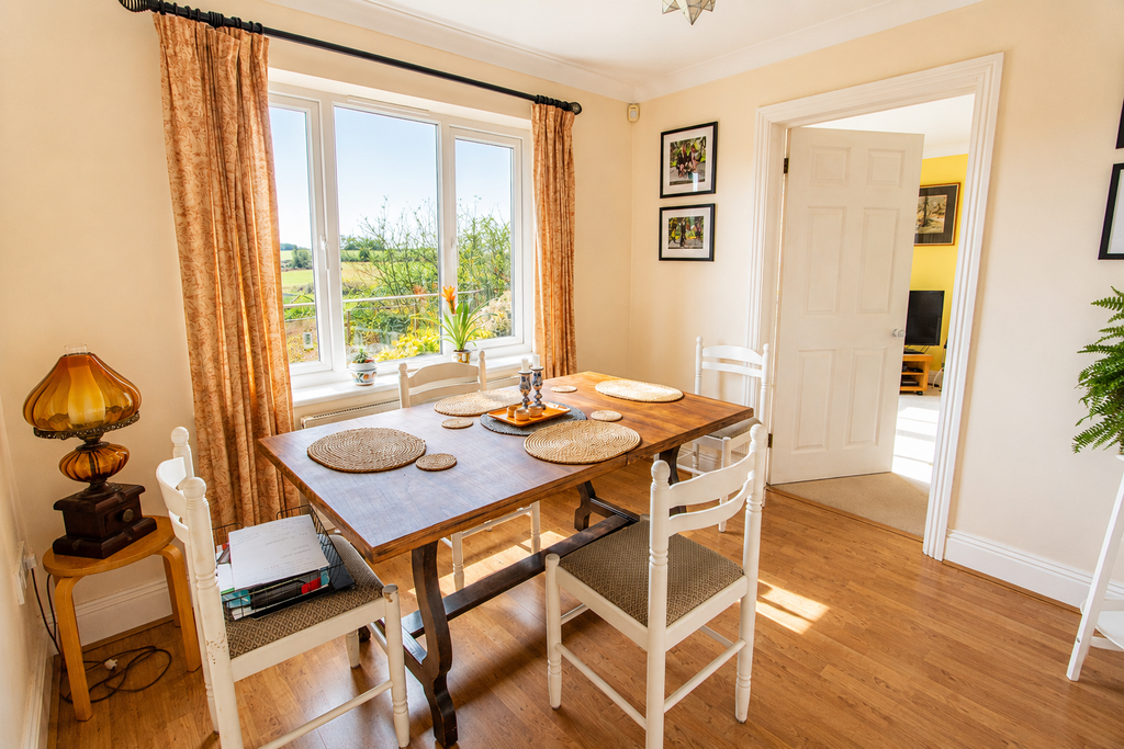 Property photo 3 of 14 Dining Room