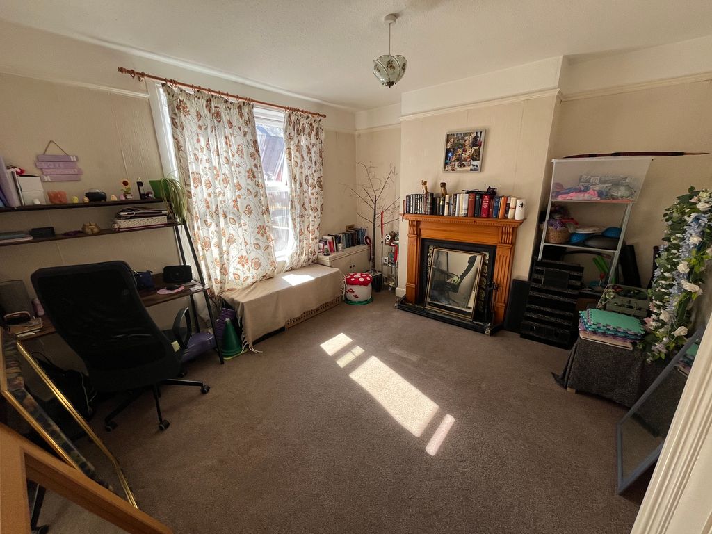 Property photo 2 of 10 Img_5055