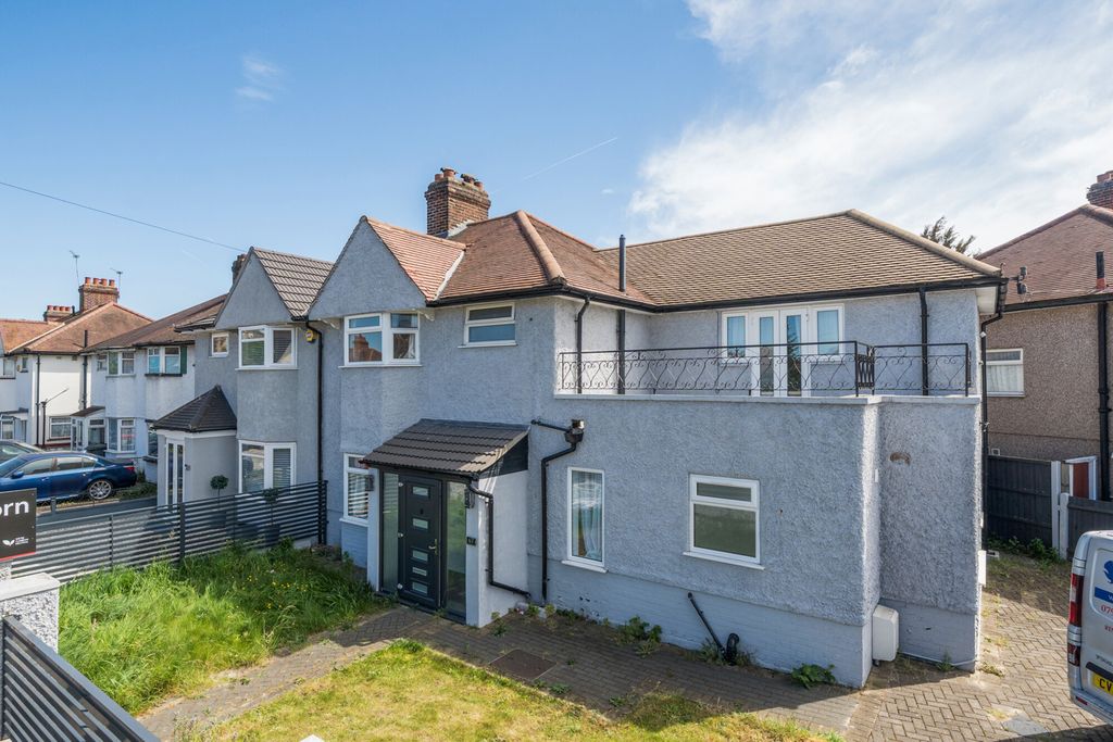 Property photo 1 of 19 1435945-19-69F1F8...