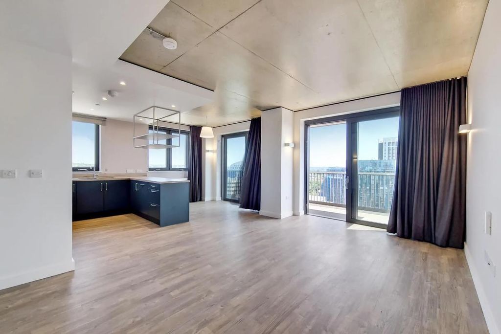 Property photo 1 of 16 1.Png