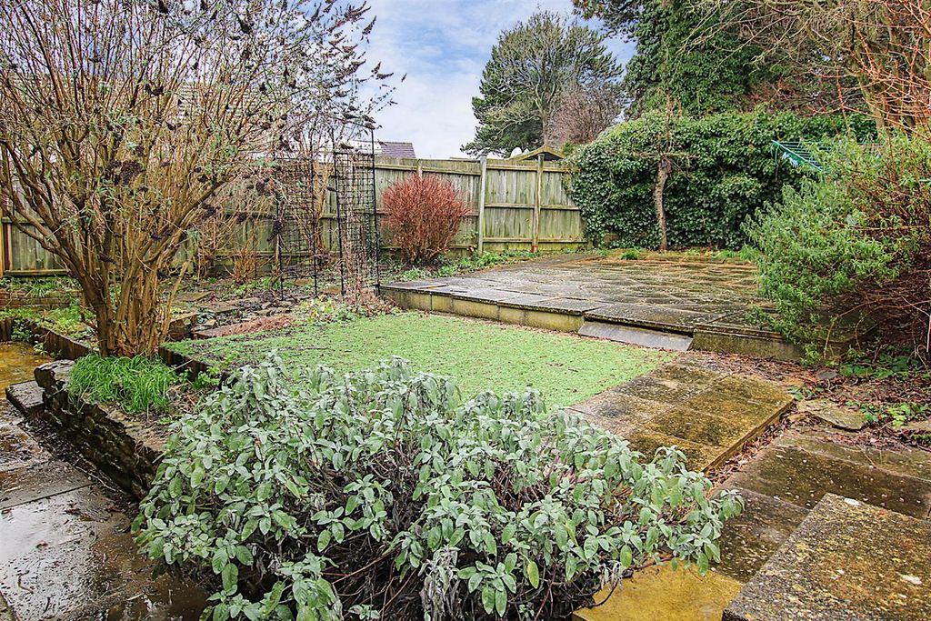 Property photo 2 of 11 Img_5302.Jpg