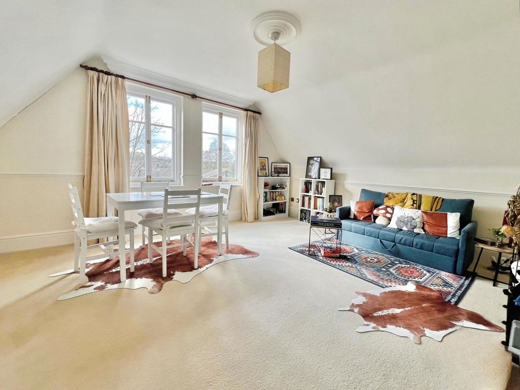 Property photo 2 of 12 Picture No. 32