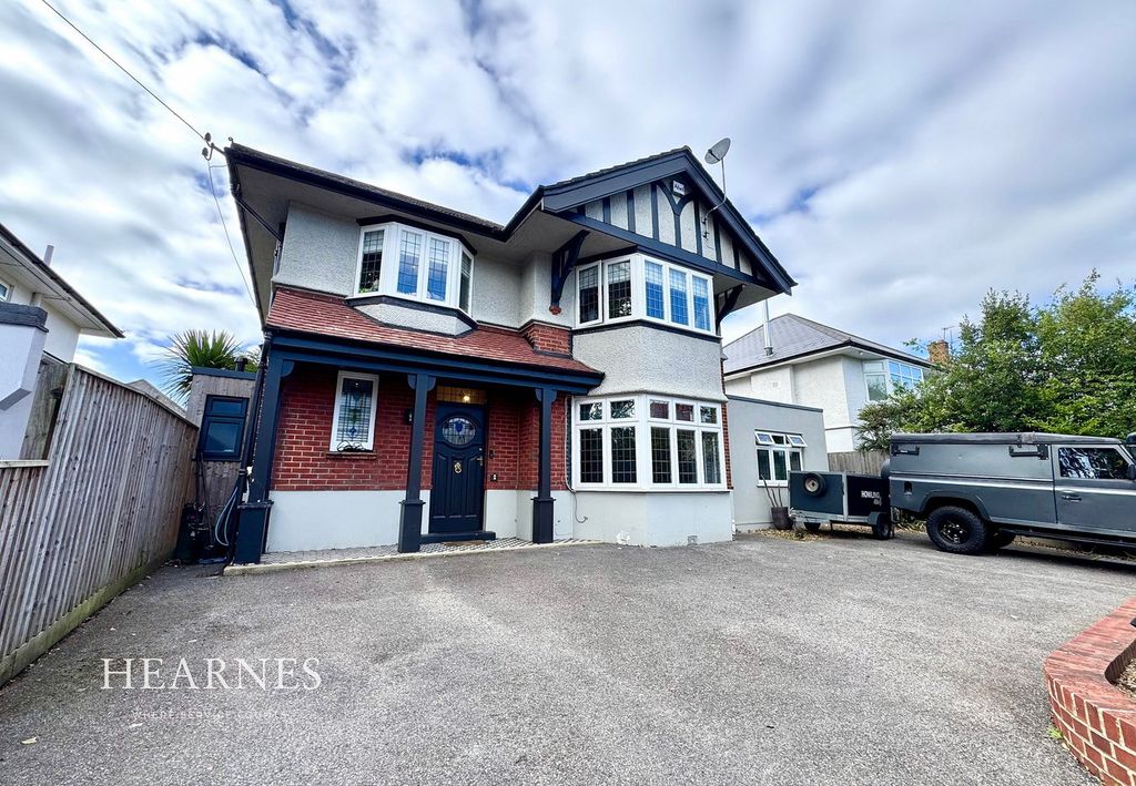 Property photo 1 of 30