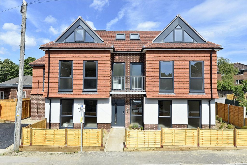 Property photo 1 of 11 Picture No. 15