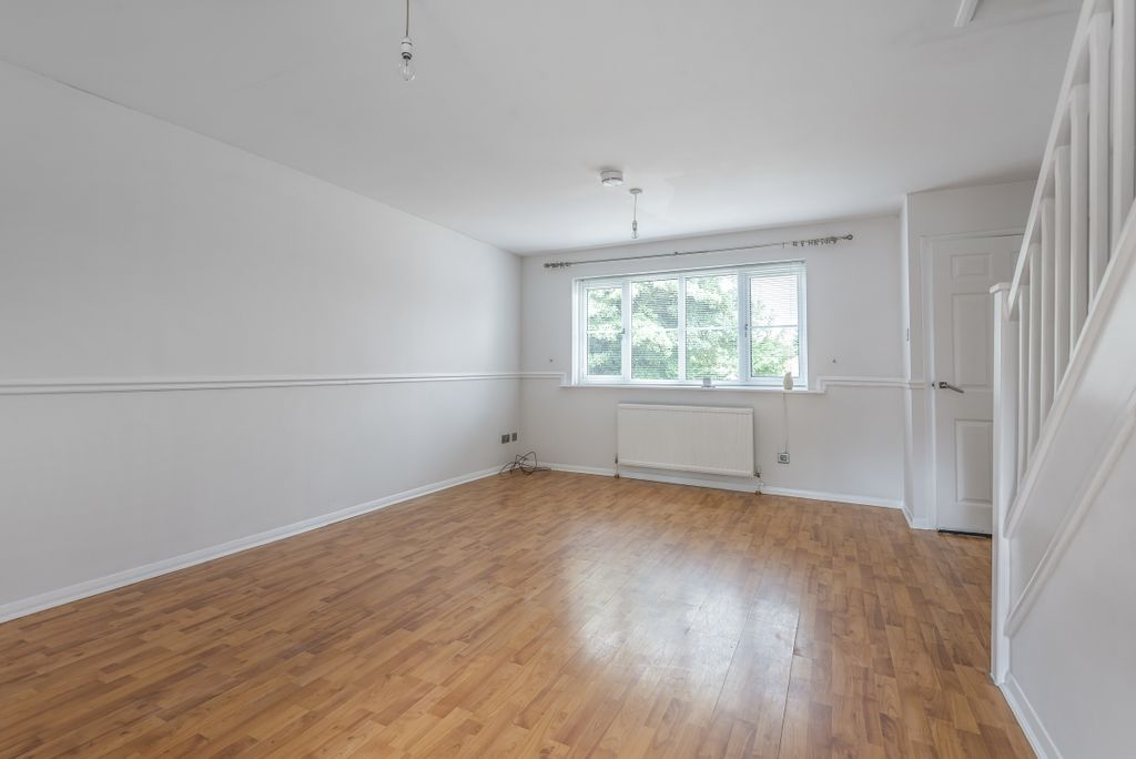 Property photo 2 of 6 619635 (2)