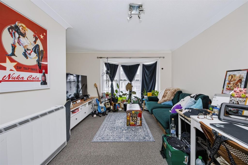 Property photo 2 of 14 Living Room